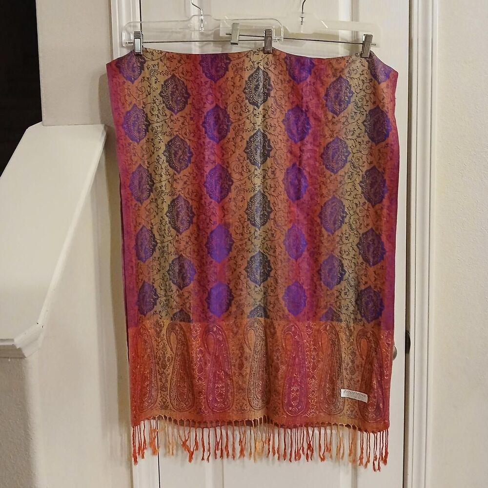 Pink purple orange yellow paisley pattern pashmina scarf or shawl with fringe - Picture 5 of 8